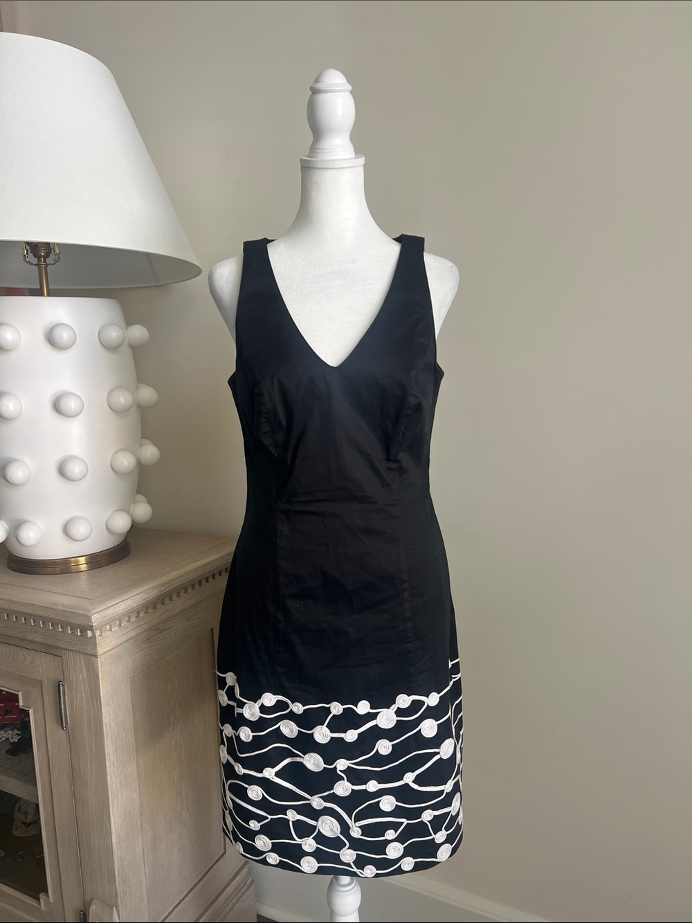 Women’s Chetta B black dress 6?